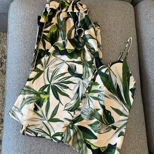 Victoria’s Secret Champagne Palm Print Pajama Set